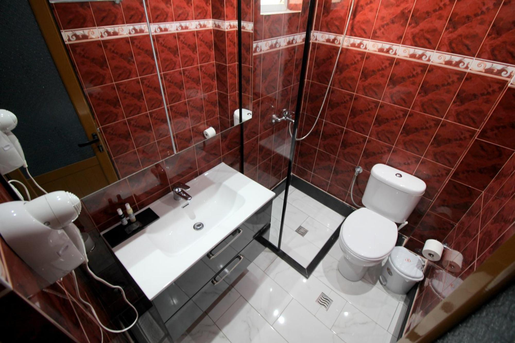 סרנדה Ortus Rooms מראה חיצוני תמונה